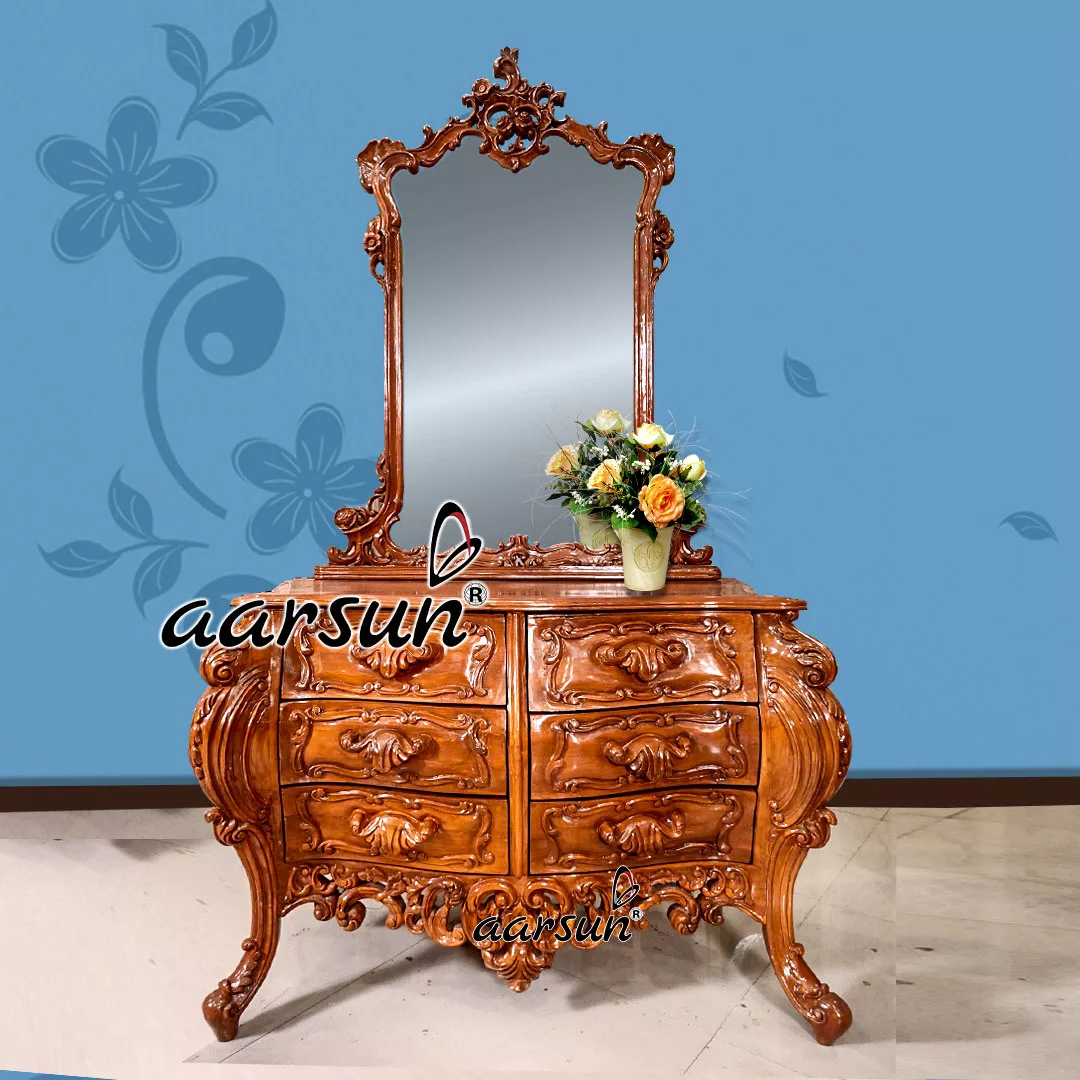 Classic Dresser In Solid Wood
