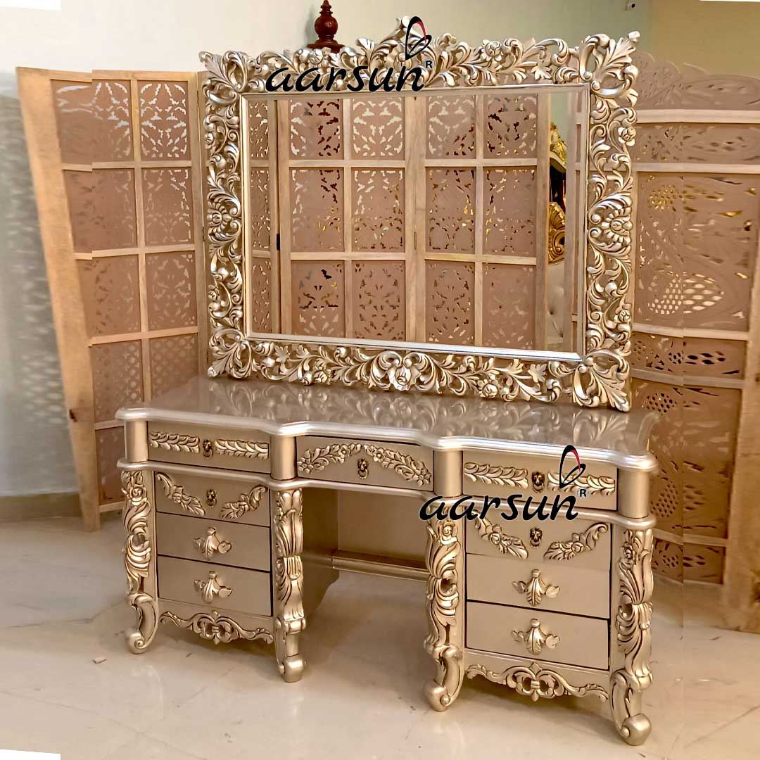 Top Dress table design for royal homes view 3